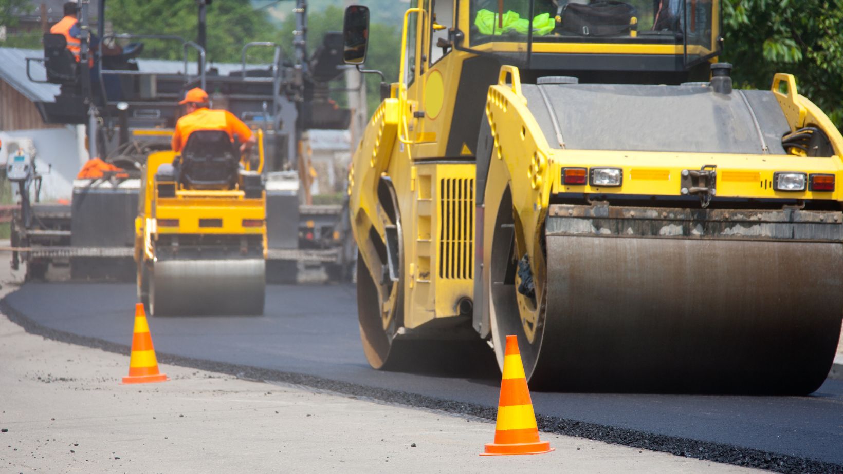 Why Asphalt and Bitumen Are Key in Road Construction?